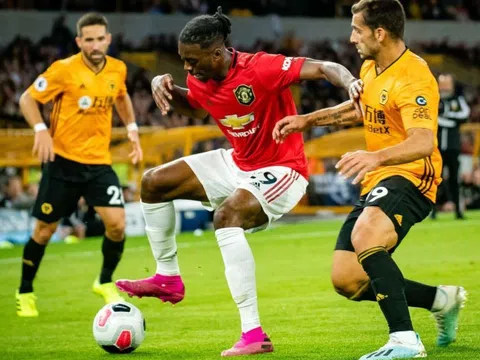 Đã có Dalot và Wan Bissaka, MU vẫn chốt thêm hậu vệ phải làm fan ngán ngẩm