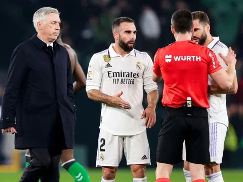 Real Madrid nhắm hậu vệ 'quái vật' Ngoại hạng Anh thay thế Carvajal