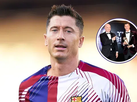 Đại diện FIFA đích thân lên tiếng, Lewandowski rời Barca?