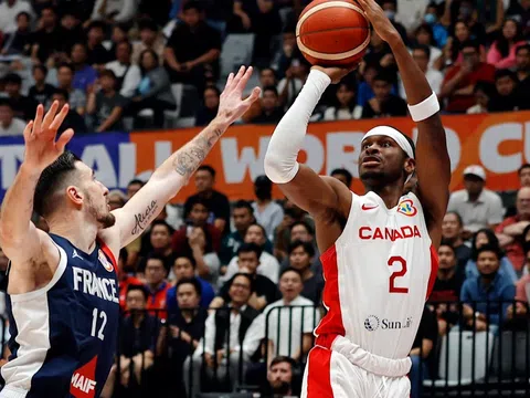 Canada 'vùi dập' ứng cử viên vô địch FIBA World Cup bóng rổ nam 2023 với cách biệt không tưởng