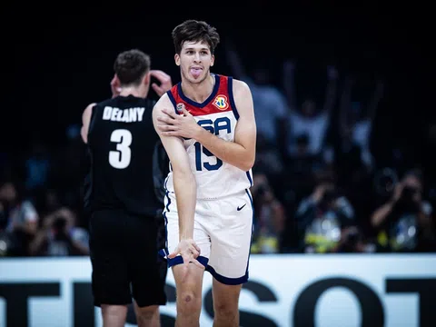 Đội tuyển bóng rổ Mỹ ra quân thuận lợi, sáng cửa đi tiếp tại FIBA World Cup 2023