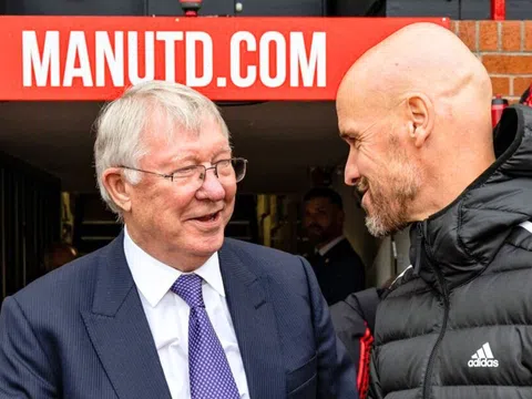 Erik ten Hag đã không nghe lời Alex Ferguson