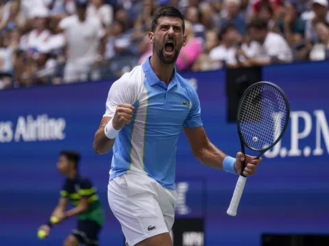 Lập kỷ lục tại US Open, Djokovic tiến gần hơn tới danh hiệu Grand Slam thứ 24