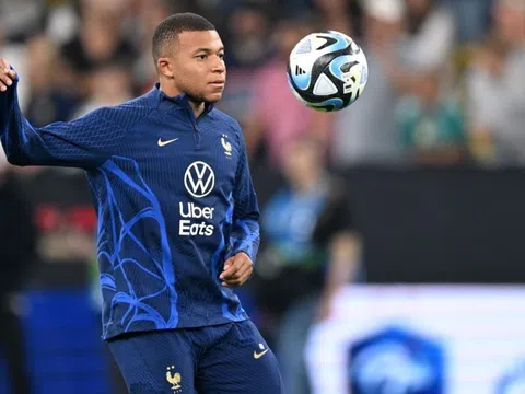 PSG ra hành động khiến Mbappe không thể vui hơn