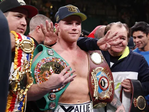 Chủ tịch WBC 'chỉ mặt' đối thủ tiếp theo của Canelo Alvarez sau trận đấu với Jermell Charlo