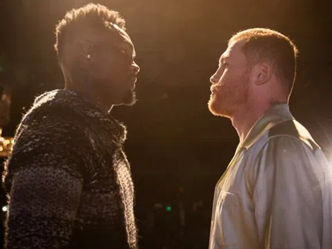 Canelo Alvarez và Jermell Charlo dành cho nhau "lời hay ý đẹp", fan boxing không khỏi bất ngờ