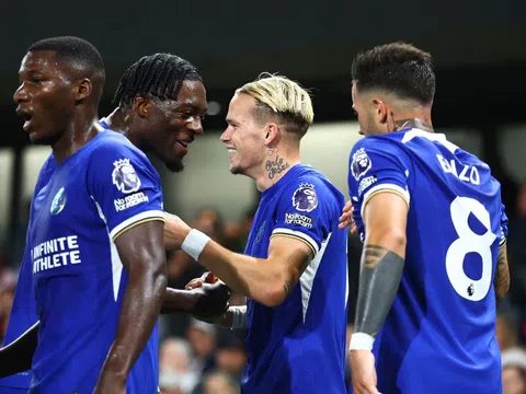 Ngôi sao tỏa sáng, Chelsea trở lại cuộc đua top 4