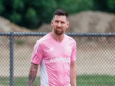 Messi 'dưỡng già' theo cách không giống ai khiến đối thủ phải sững sờ