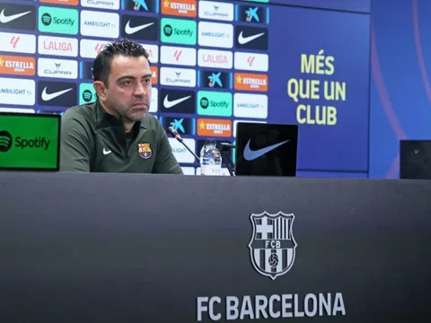 HLV Xavi: 'Bellingham ghi bàn chỉ là do may mắn'