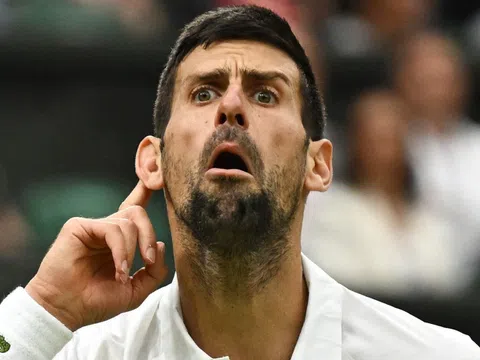 Từ chối công nhận Djokovic, cựu số 3 thế giới hứng trọn ‘gạch đá’