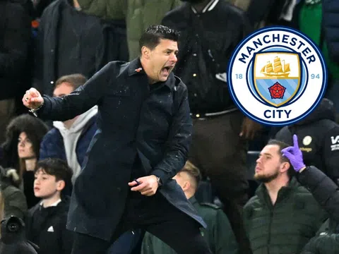 Phải xin lỗi, Pochettino có hành động khiến fan Chelsea hả dạ