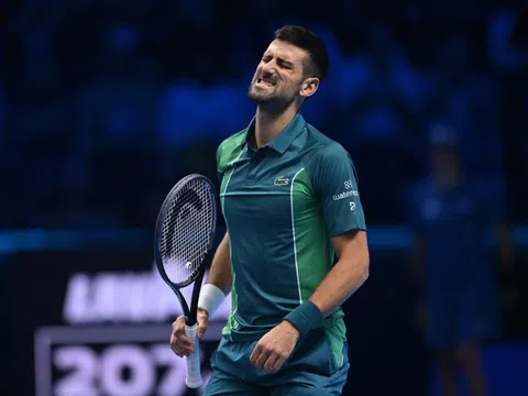 Djokovic thua Sinner, ‘đứt’ chuỗi thắng kéo dài tại ATP Finals