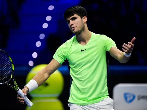 Alcaraz thừa nhận không cùng đẳng cấp với Djokovic