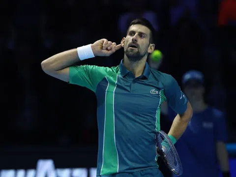 Áp đảo Alcaraz, Djokovic vào chung kết ATP Finals lần thứ 9 trong sự nghiệp