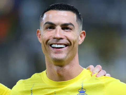 Ngày đặc biệt cùng Al Nassr, Ronaldo biến thành phiên bản khác