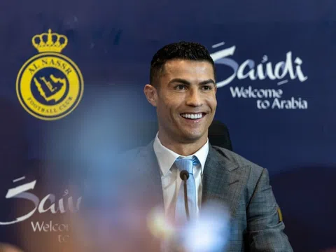 Chạy đua với thời gian, Ronaldo báo tin vui tới Al Nassr trước thềm đại chiến Al Hilal