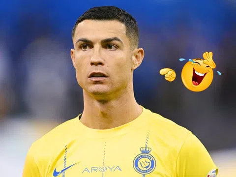 Thích tạo điểm nhấn với Ronaldo, cầu thủ Al Hilal nhận cái kết đắng