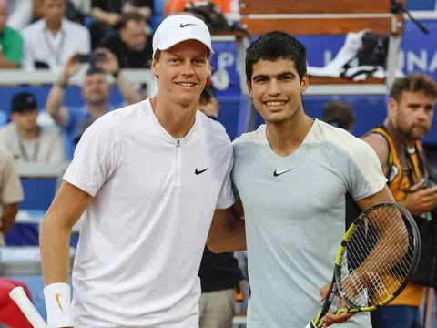 Alcaraz và Sinner có lựa chọn quan trọng cho Australian Open 2024