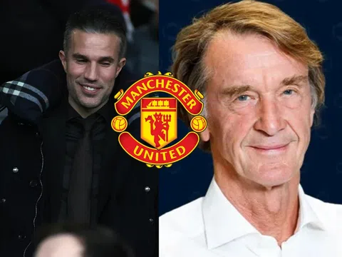 Robin van Persie lên tiếng xác nhận tin đồn gia nhập MU dưới thời Ratcliffe