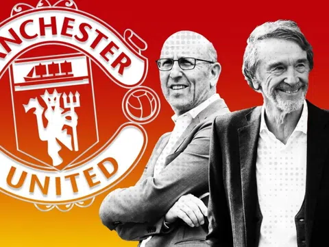 Sir Jim Ratcliffe quá cáo già khi từng bước giảm sự 'bành trướng' của nhà Glazers