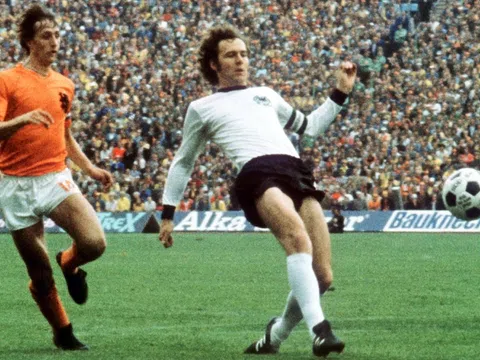 Sau huyền thoại Franz Beckenbauer, bóng đá Đức đón nhận thêm tin buồn