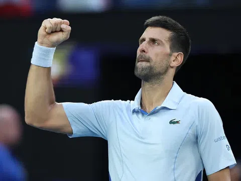 Kết quả tennis 23/1: Djokovic, Sabalenka tiếp tục hành trình bảo vệ ngai vàng