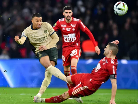 Mbappe tịt ngòi, PSG đánh rơi chiến thắng trước Brest