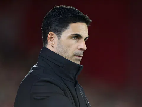 Arteta lên tiếng vụ cãi vã của Ben White và Zinchenko