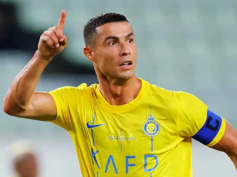 Động thái rõ ràng, Ronaldo sắp báo tin buồn tới Saudi Pro League?