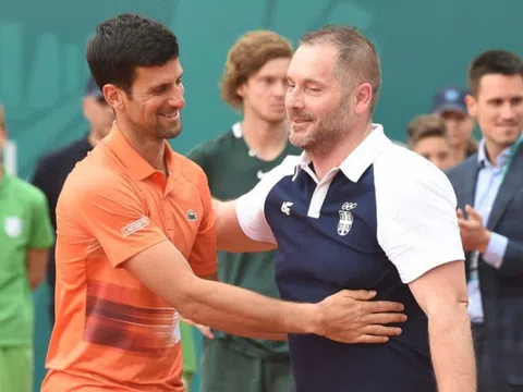 Bác sĩ của Djokovic lâm cảnh bạo bệnh vì lí do bất ngờ