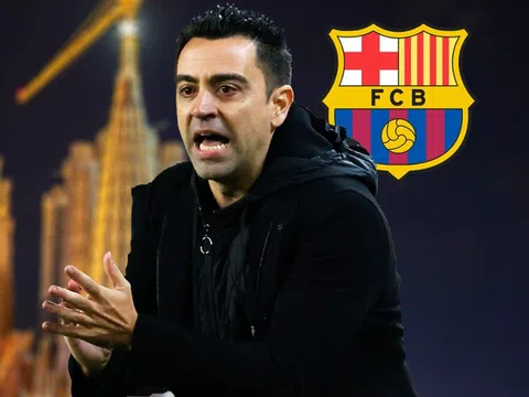 Thi đấu bết bát, Barca lên đỉnh một cách khó tin