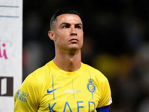 Ronaldo gửi cảnh báo tới đối thủ ngày trở lại Champions League