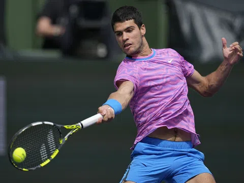 Kết quả tennis 11/3: Alcaraz và Sinner thắng dễ tại Indian Wells 2024