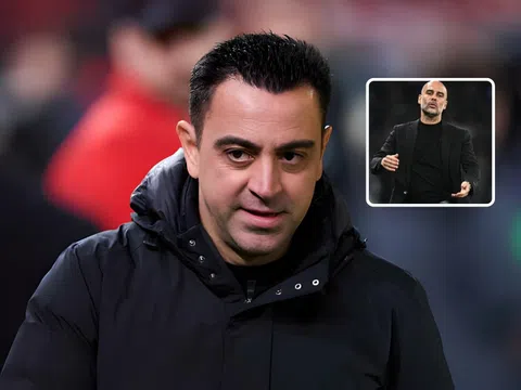 Xavi có danh sách 25 cái tên trong sổ đen, chờ ngày lật mặt