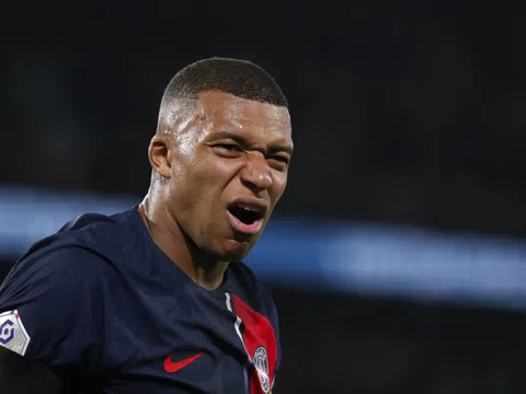 Kylian Mbappe sắp có quyết định kiện tụng cổ động viên kình địch