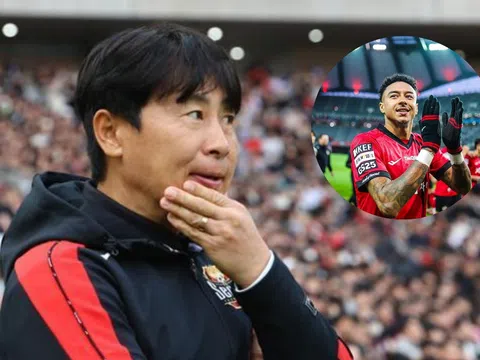 Jesse Lingard nhận cơn mưa chỉ trích từ HLV FC Seoul