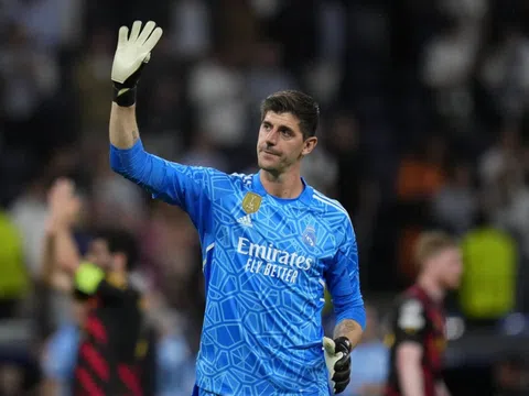 Thibaut Courtois lại báo tin dữ tới Real Madrid và ĐT Bỉ