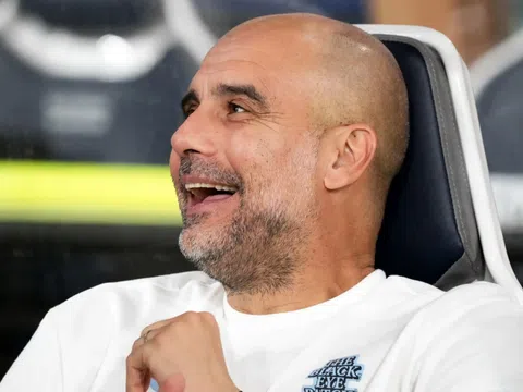 Pep Guardiola dí dỏm nói lý do chưa từng bị sa thải