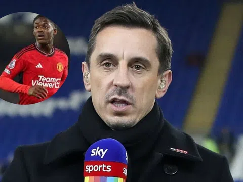 Gary Neville: "Mainoo không làm được điều cơ bản trong bóng đá"