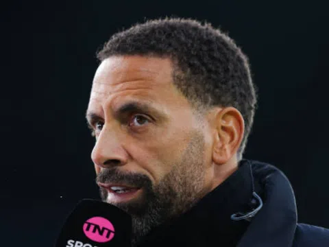 Rio Ferdinand chỉ ra một phần thất bại của PSG trước Barca