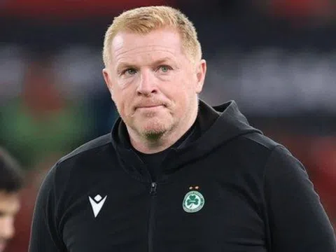 Neil Lennon chỉ ra nguyên nhân khiến Liverpool thất bại trước Palace