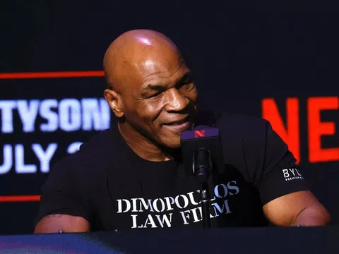 Mike Tyson tiết lộ gây sốc trong cuộc họp báo với Jake Paul