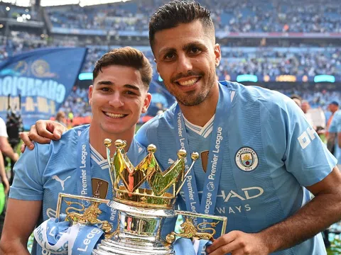 Rodri đi vào lịch sử, chỉ thẳng thứ giúp Man City vô địch 4 lần liên tiếp tại NHA