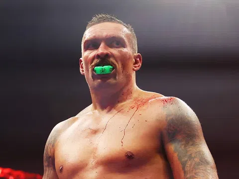 Oleksandr Usyk nói lời gan ruột sau cuộc đại chiến với Tyson Fury