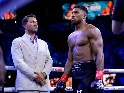 Anthony Joshua sẽ thượng đài với Tyson Fury trong năm 2024?