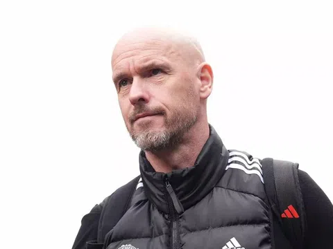 Ten Hag triệu tập 22 cái tên đại chiến Man City