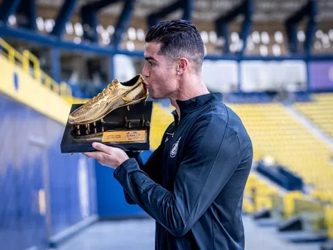 Al Nassr chúc mừng Ronaldo đoạt chiếc giày vàng lịch sử