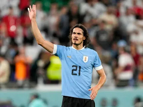 Cavani giã từ đội tuyển ngay trước Copa America