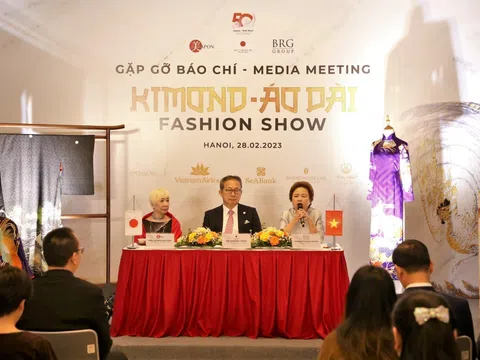 Kimono - Aodai Fashion Show: Chương trình giao lưu văn hóa nghệ thuật kỷ niệm 50 năm quan hệ Việt Nam - Nhật Bản