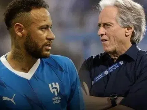 Neymar chính thức lên tiếng về việc đòi sa thải HLV trưởng